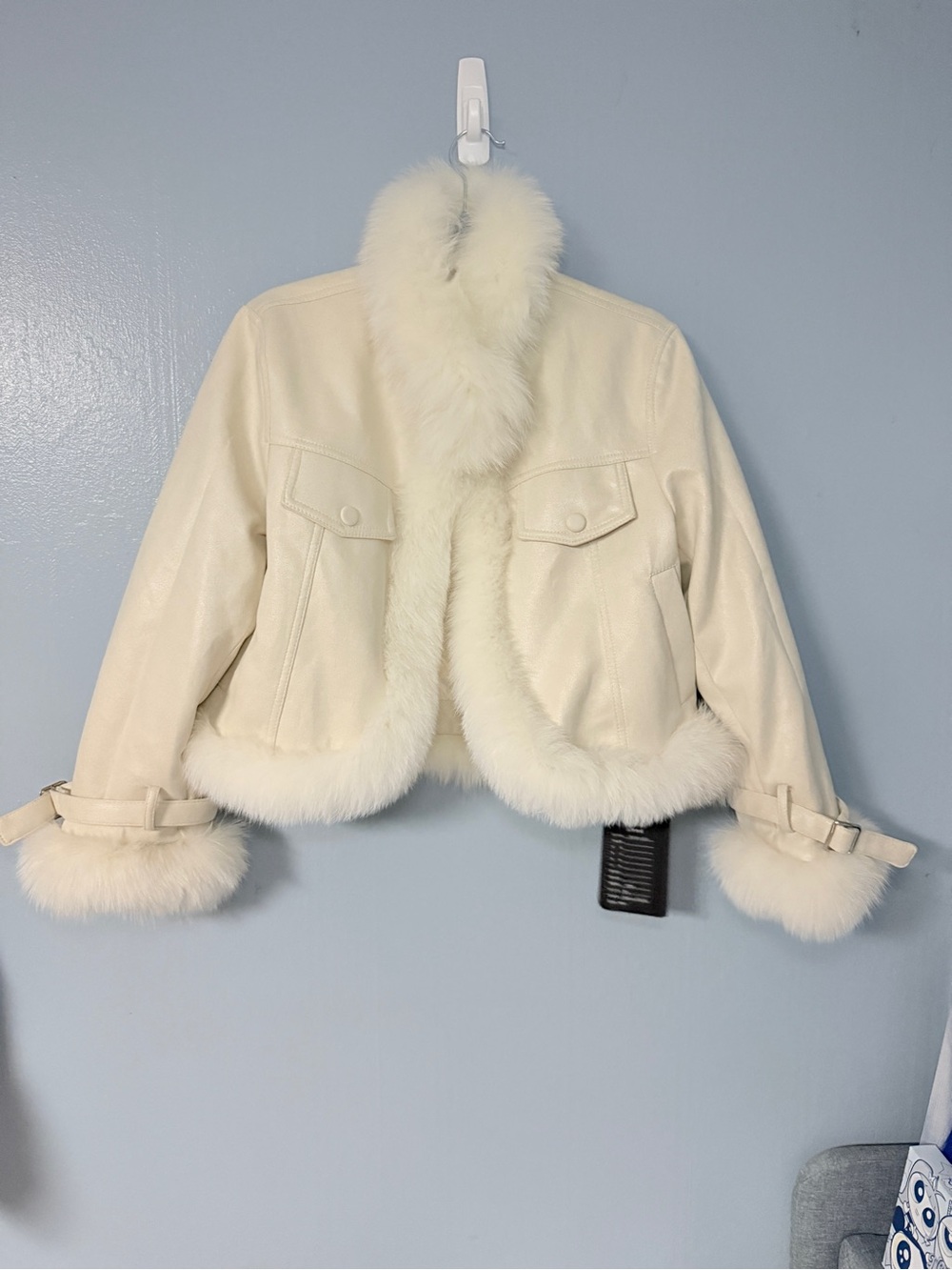 Vintage Genuine Leather Jacket with Real Fox Fur Trim – Cream/White – Women’s.